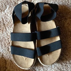 Black sandal